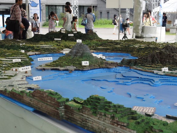 An over-sized 3-D relief map shows Sakurajima nestled snugly into Kagoshima Bay, emphasizing just how important volcanic hazards are to the people of Kagoshima.
