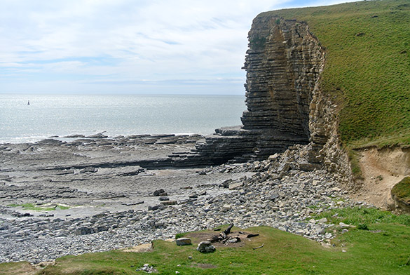 8 Nash Point view