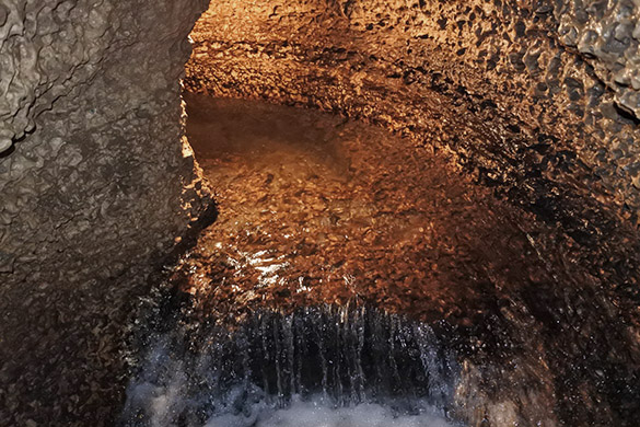 3 Cave Stream