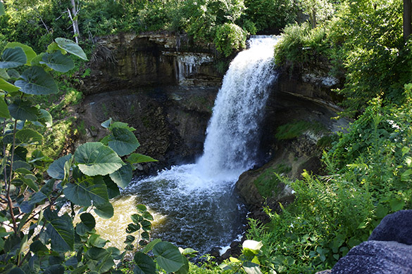 7 Minnehaha Falls